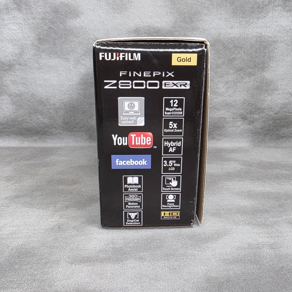 FUJIFILM FinePix Z800EXR 12.0 MP Touchscreen Compact Digital Camera Tested - Picture 15 of 15